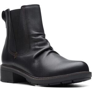 Clarks Hearth Rose Black Leather Women's Boot Size 8M New Without Box